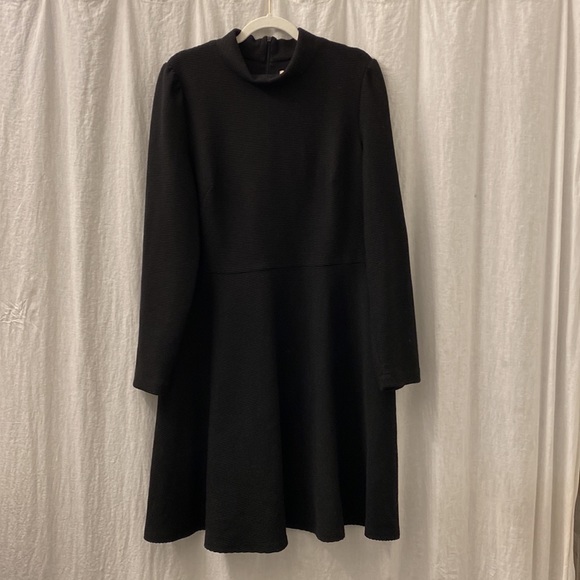 Gal Meets Glam Black Fit and Flare Long Sleeve Harlow Dress Size 18 - Picture 4 of 10